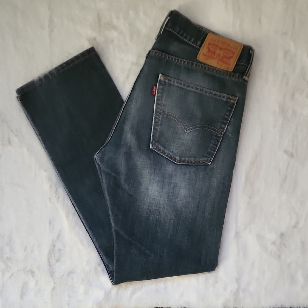 Men's 513 Classic Blue Jeans - Picture 7 of 7